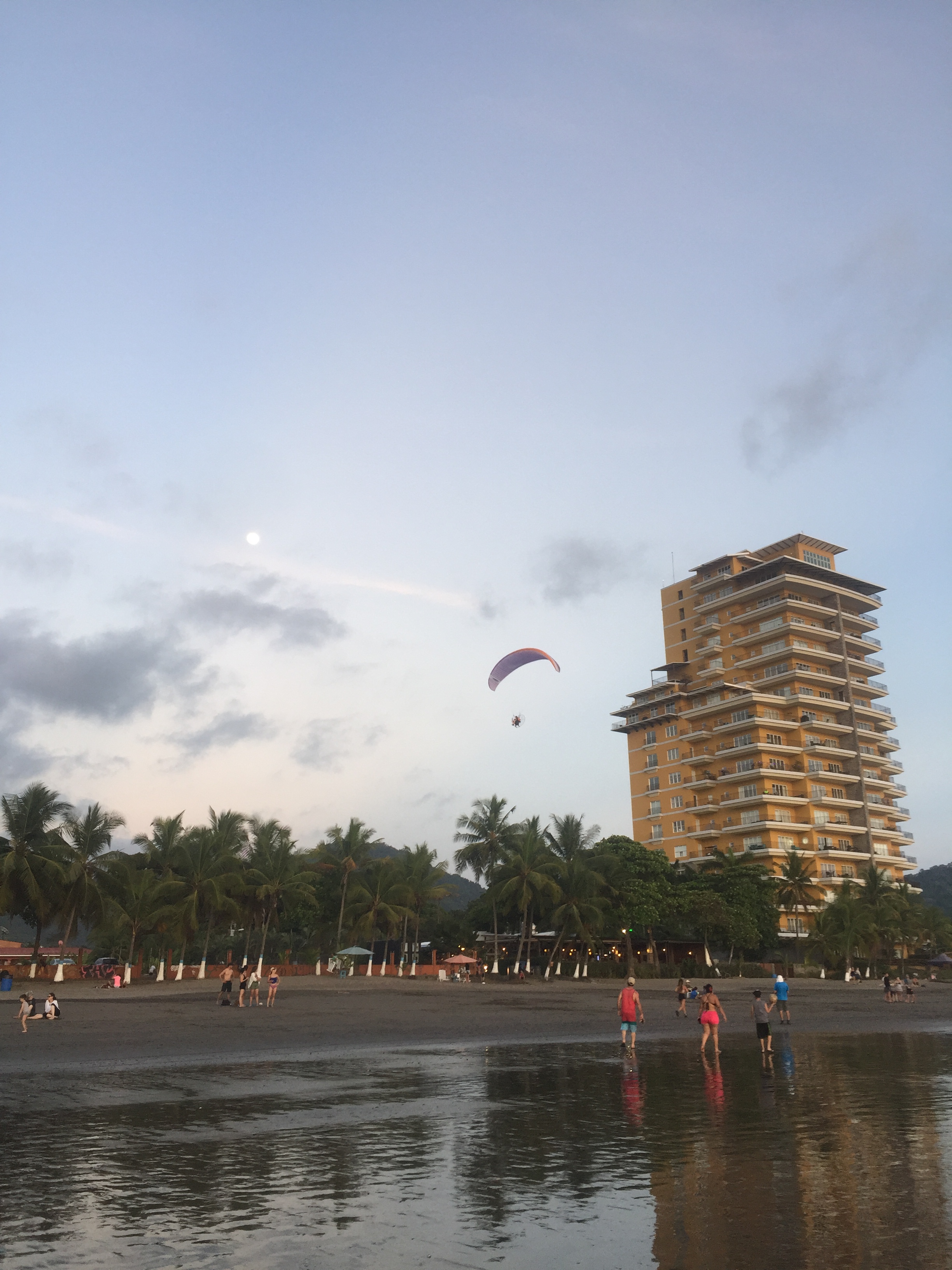 4B240AC1-E915-4558-B1ED-B2CCECABD6AE